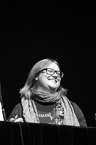 cc-by by PierreSelim